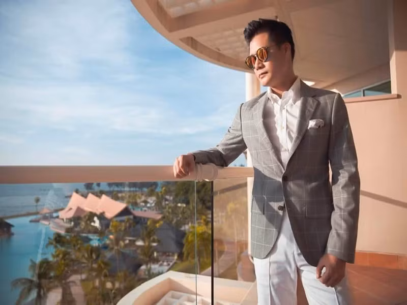 Hồi năm 2020, Quang Dũng tiết lộ, bản thân rất hạnh phúc trong chuyện tình cảm riêng tư. Tuy nhiên, nam ca sĩ từ chối nói cụ thể về mối tình của mình. Ảnh: FBNV