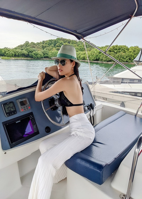 Tuyết Lan chăm sóc da, giữ dáng kỹ lưỡng để có được ngoại hình nuột nà.