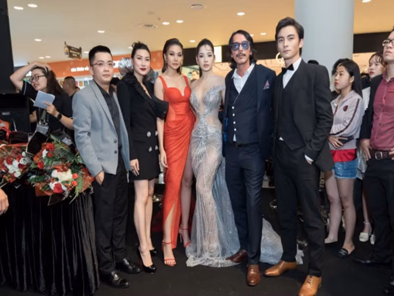 Anh mất 3 tháng để thuyết phục Thanh Hằng đóng "Chị chị em em". Ảnh: VTV