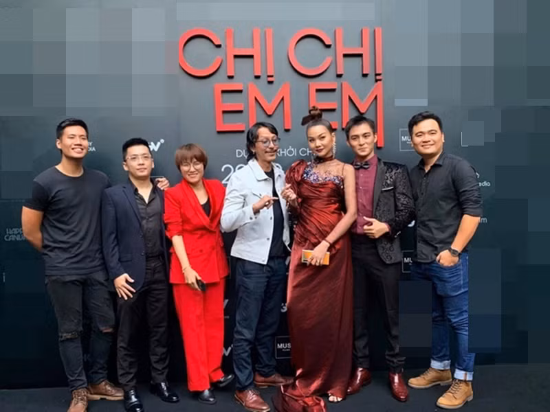 Will Vũ từng khẳng định, anh không chạy theo thị trường mà có hướng đi riêng của mình. "Cái riêng ở đây là sự điều tiết, tổng hòa giữa cái tôi của nhà sản xuất, chất nghệ thuật cho thị trường phim ảnh nói chung và định hướng kinh doanh, cũng như khả năng sinh lời cho các nhà đầu tư", nhà sản xuất sinh năm 1992 chia sẻ trên Tổ Quốc. Ảnh: Công lý