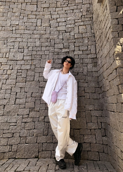 Nega chưa lên tiếng sau nghi vấn lộ ảnh hôn Bảo Anh. Tuy nhiên, anh có động thái gây chú ý khi hạn chế chức năng bình luận của người lạ trên trang cá nhân. Ảnh: FBNV