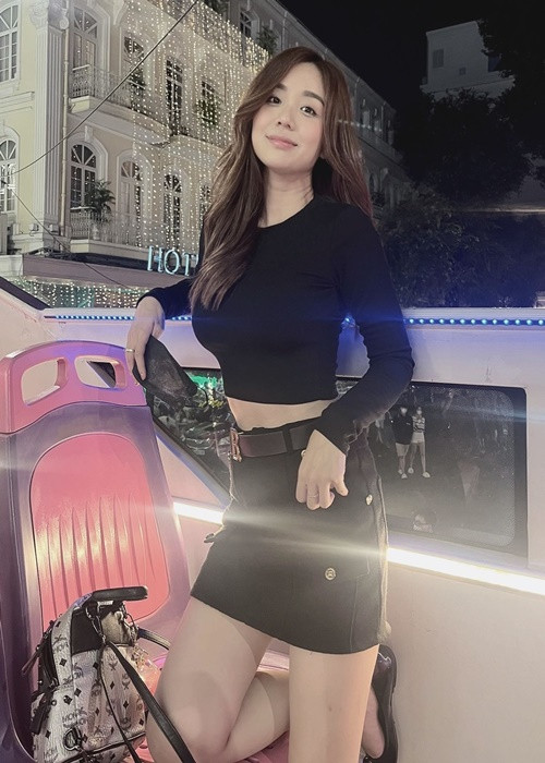 Phía chồng cũ Bảo Ngọc hẹn hò một cô gái tên Kim Ngân từ năm 2021.