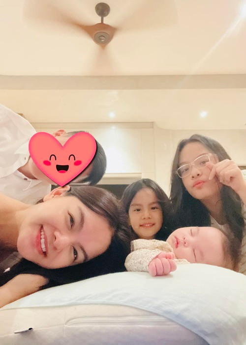 Cuộc sống của Phạm Quỳnh Anh sau khi sinh con thứ 3 Cuoc song cua Pham Quynh Anh sau khi sinh con thu 3