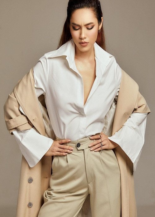 Trong cuộc phỏng vấn với Saostar, Hoàng My chia sẻ về status chúc phúc: "Mình thấy việc chúc phúc cho người yêu cũ là điều quá bình thường, không chúc mới là khác thường. Tại sao mọi người nghĩ đó là điều khác lạ và chấn động. Mình thực sự không hiểu. Ai hạnh phúc thì mình nên chúc phúc, đặc biệt là người mình từng thương". Ảnh: FBNV