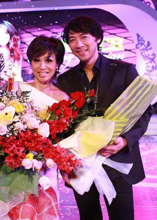 Khánh Hà không ít lần chia sẻ, cô là người chiều chuộng chồng. “Anh ấy thích ăn gì tôi đều tự tay làm”, nữ ca sĩ chia sẻ trên Phụ nữ TP HCM. Ảnh: Dân Việt