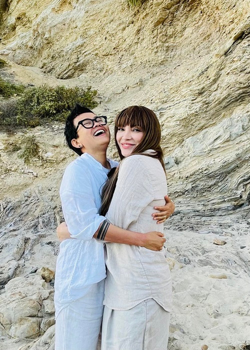 Phương Uyên và Thanh Hà công khai hẹn hò vào tháng 2/2022 và làm đám cưới vào tháng 9 cùng năm. Ảnh: FBNV