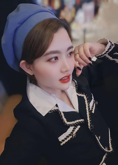 Về tình cũ và con gái, theo Bảo Trân, hiện tại, tình cũ ít có thời gian thăm nom con chung. Ảnh: FBNV