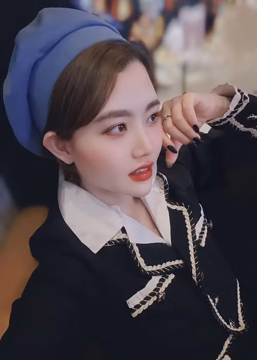 Về tình cũ và con gái, theo Bảo Trân, hiện tại, tình cũ ít có thời gian thăm nom con chung. Ảnh: FBNV