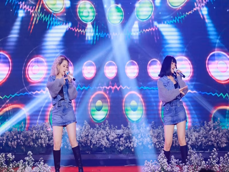 Năm 2021 và 2022, Bảo Trân cùng chị gái song sinh Bảo Anh vắng bóng đường đua Vpop vì ảnh hưởng của dịch bệnh Covid-19. Ảnh: FBNV