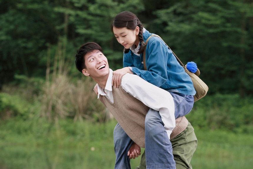 Với vai Tôn Kiến Tân trong “Chuyện tình cây táo gai”, Đậu Kiên giành được nhiều giải thưởng như Nam diễn viên tiềm năng của Lễ trao giải Tencent Star, Nam diễn viên có giá trị thương mại nhất của Lễ hội ngành công nghiệp điện ảnh Trung Quốc. Ảnh: Zing