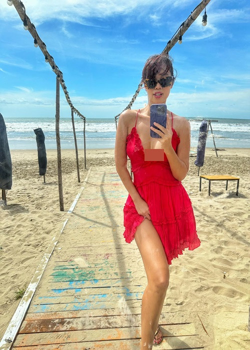 Hà Anh có cuộc hôn nhân hạnh phúc bên chồng ngoại quốc và con gái.