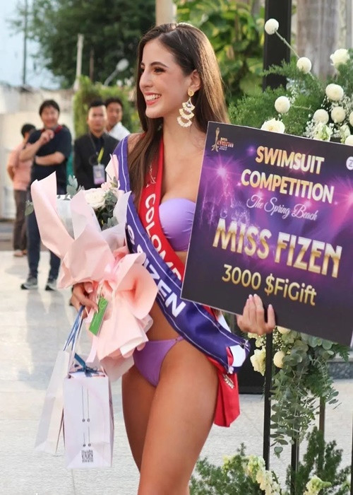 Đại diện Colombia - Juliana Habib Lorduy giành chiến thắng vòng thi áo tắm ở cuộc thi Miss Charm 2023. Theo sau đại diện Colombia là Ukraine, Venezuela, Ba Lan và Nga. Ảnh: Zing