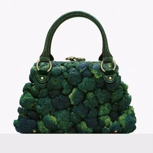 Túi súp lơ khá độc đáo...