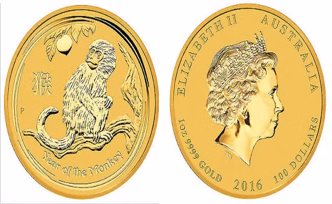 Ngoài dòng tiền giấy, tiền xu Úc mạ vàng hoặc mạ bạc in hình con Khỉ kèm theo hộp nhung cũng gây được sự chú ý, chúng được rao bán với giá 300.000 đồng/1 cặp 2 xu