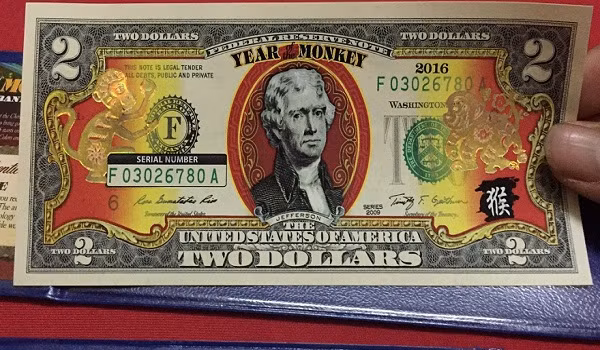 Bên cạnh đó, tờ 2 USD hình con khỉ vàng số lượng giới hạn được rao giá 430.000 - 440.000 đồng/bộ.