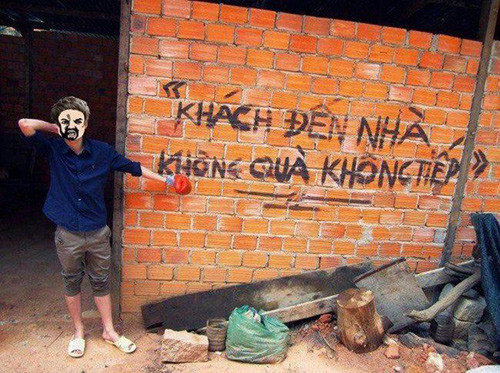 Một thông báo hài hước của chủ nhà.