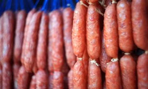 Soi loat dac san ngoai sot xinh xich bieu Tet