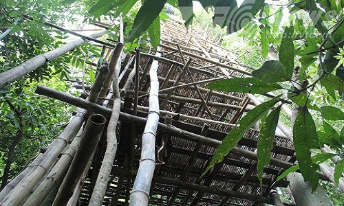 Hiện tại, nó đã được 10 tầng và tiếp tục cao thêm nữa.