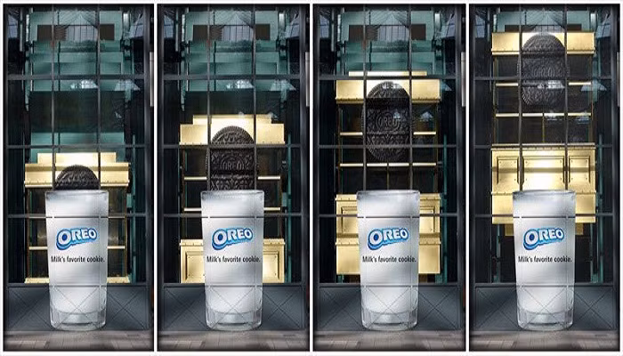 Tương tự, khi thang máy di chuyển lên xuống, mô hình chiếc bánh quy sẽ chạm vào chiếc cốc sữa... Đây là cách gây sự chú ý của hãng bánh Oreo.