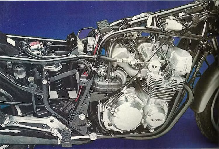 Động cơ tăng áp của XN85 có công suất tối đa 85 mã lực, và nó cũng là một trong những chiếc xe Suzuki đầu tiên có hệ thống làm mát tiên tiến SACS. Giống như các đối thủ, do có chi phí sản xuất cao và kết cấu phức tạp nên Suzuki cũng không đạt doanh số tốt với XN85 và buộc phải "khai tử" nó 5 năm sau.