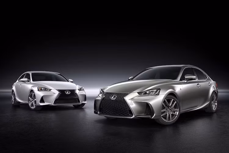 Lexus hiện vẫn chưa công bố giá và thời điểm bán ra của IS 2017.