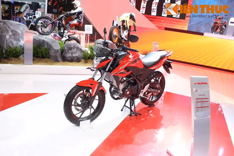 Can canh naked-bike gia re CB150R cua Honda Viet Nam