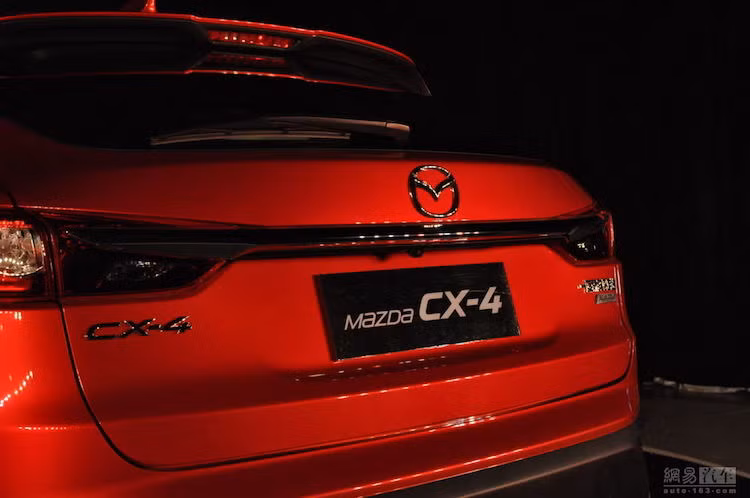 Hiện tại, CX-4 mới chỉ là model được sản xuất tại Trung Quốc để dành riêng cho thị trường này. Mặc dù vậy, các lãnh đạo của Mazda đã cho biết rằng họ đang cân nhắc tới các thị trường khác để tung ra chiếc xe trong thời gian gần.