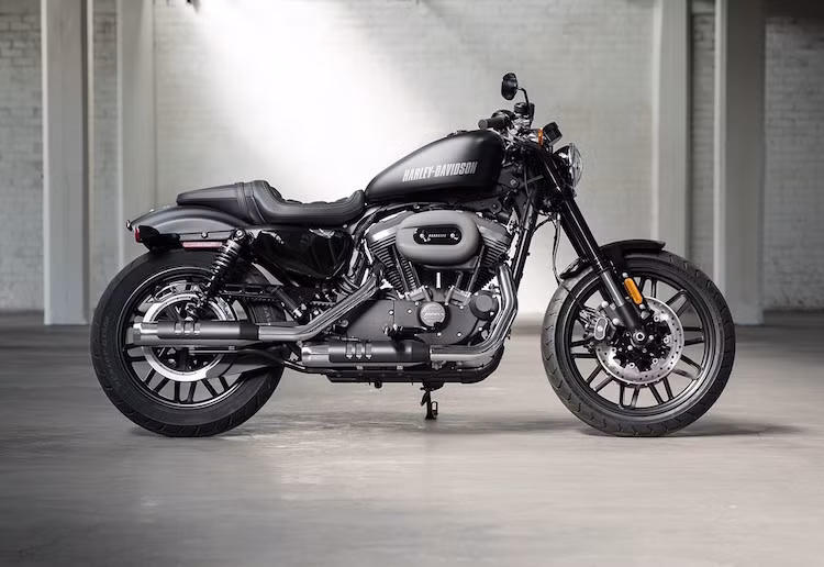 Tại Mỹ, giá khởi điểm của một chiếc Harley Roadster 2016 sẽ bắt đầu từ 11.199 USD (tương đương 250 triệu đồng).