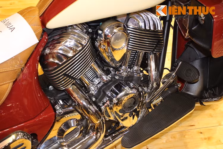 Indian không công bố chi tiết công suất động cơ, nhưng hãng có cho biết rằng chiếc xe đạt mô-men xoắn cực đại lên tới 161 Nm. Với mô-men xoắn lớn, những con đường dài không phải là trở ngại của Roadmaster.