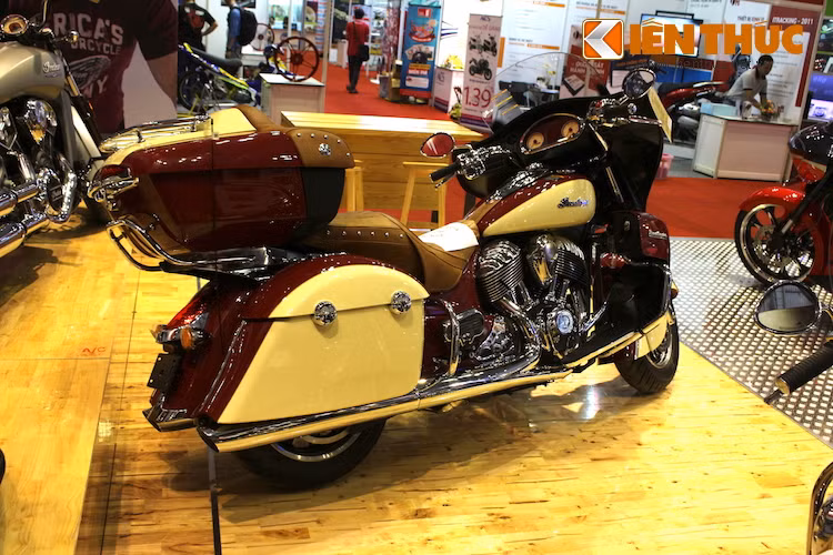 Với những trang bị hàng đầu, một chiếc Roadmaster đã có giá khởi điểm lên tới 28.000 USD tại Mỹ. Khi về đến Việt Nam, xe đang được phân phối chính hãng với giá 1,4272 tỷ đồng.