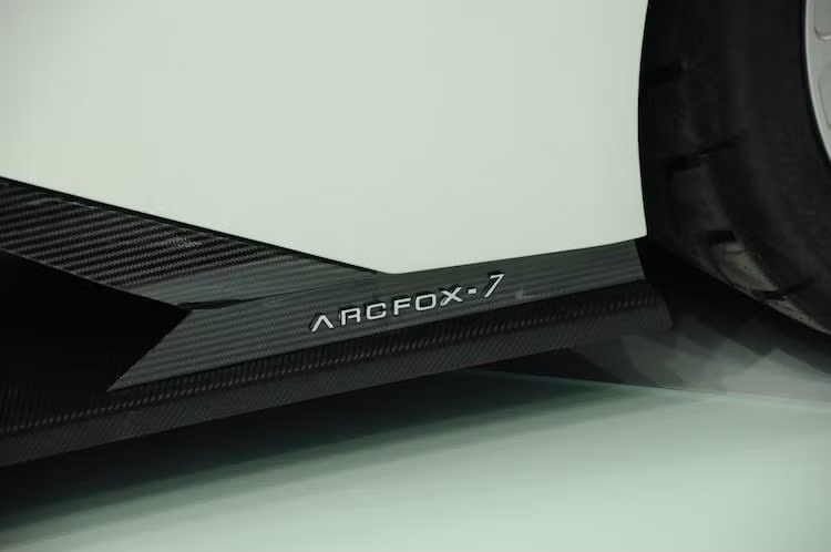 Theo hãng xe BAIC cho biết, hãng này có thể sẽ bán chính thức Arcfox-7 tại Trung Quốc vào cuối năm nay.