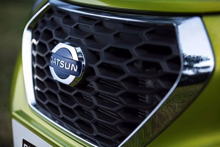 Nằm dưới nắp ca-pô của chiếc xe là động cơ 0,8 lít 3 xi-lanh được lấy từ Renault Kwid. Công suất của động cơ không được Datsun công bố nhưng nhiều khả năng chiếc xe vẫn đạt mức 53 mã lực như Kwid.