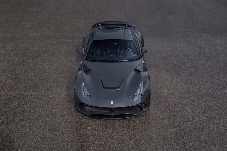 Dựa trên bản độ N-Largo của năm ngoái, Novitec đã tiếp tục "mạnh tay" thay đổi ngoại hình của F12Berlinetta hơn với phiên bản N-Largo S. Thay vì giữ nguyên cản trước giống bản N-Largo, Novitec đã thiết kế cho xe một bộ cản mới với các khe hút gió làm mát cực rộng, lấy cảm hứng từ phiên bản Ferrari F12 TRS đặc biệt.