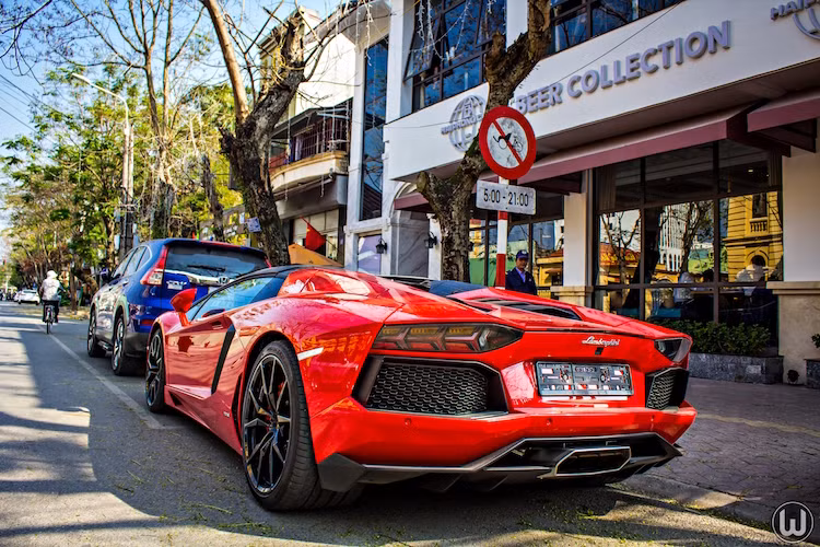 Hiện nay, chiếc xe đang nằm trong tay của một chủ showroom bán xe ôtô nhập khẩu tại Hà Nội và vẫn thỉnh thoảng được những người dân Hà Thành bắt gặp trên phố.