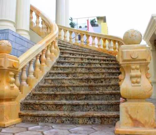 Để hoàn thiện cặp biệt thự song song này, chủ nhân đã phải đầu tư số tiền lên đến gần 100 tỷ đồng. Ảnh: ĐSPL.