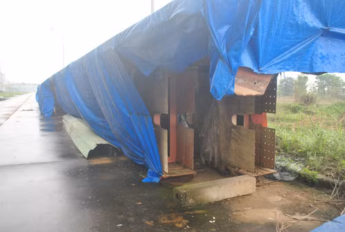 Theo báo cáo của Bộ Công Thương, tính đến khi dừng triển khai, các hạng mục chính của dự án đã được triển khai thi công với phần lớn khối lượng đã hoàn thành. Dự án tạm dừng thi công do khó khăn về vốn. Chủ đầu tư và các bên góp vốn chưa thống nhất phương án xử lý giá trị hợp đồng và do tình hình tiêu thụ sản phẩm nhiên liệu sinh học trên thực tế rất chậm. Ảnh: Vietnamnet.