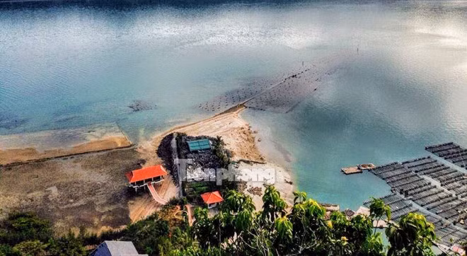 Nhung cong trinh trai phep tren vinh Bai Tu Long se bi cuong che-Hinh-2