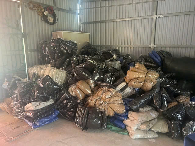 Sau 1 thang, kho hang khong ro nguon goc tren Tiktokshop bi 'tom gon'