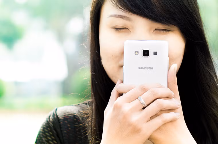 Đó cũng chính là điểm khiến Galaxy A5 trở thành thiết bị tuyệt vời dành cho các bạn trẻ