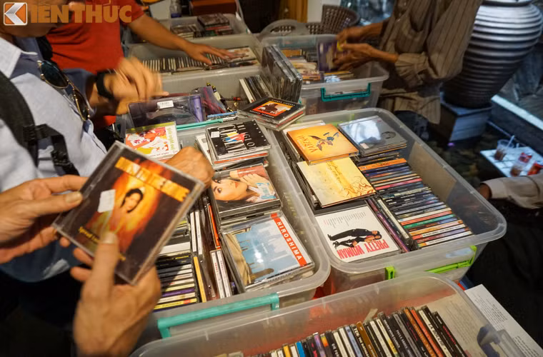 Ngoài ra thì năm nay VNPhoto cũng kết hợp tổ chức chung với diễn đàn âm thanh nghe nhìn VNAV