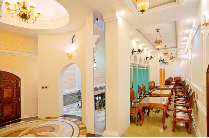 Khu biệt thự Samdi được coi là một trong những biệt thự đẹp nhất Đà Nẵng có thiết kế 4 tầng theo phong cách Âu - Á.