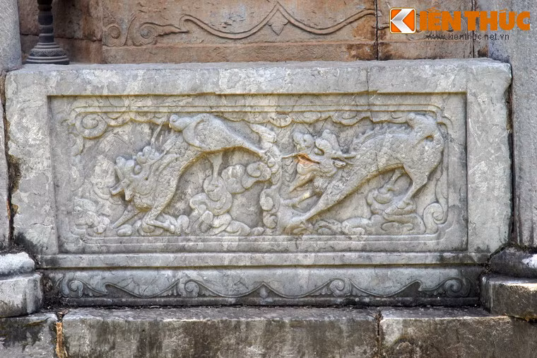 Một số hình ảnh khác về các tác phẩm điêu khắc đá ở chùa Bút Tháp.