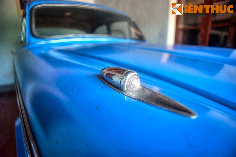 Theo thời gian, đã có thời điểm chiếc xe bị xuống cấp, rỉ sét nghiêm trọng, trước khi được phục chế “đẹp như mới” những năm gần đây.