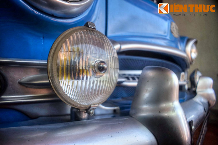 “Lửa phựt cháy trùm áo quần và da thịt Ngài, và đám khói đen lẫn với mùi dầu bốc lên từ thân thể đang cháy rực của Ngài....”.