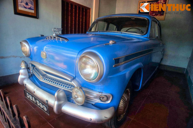 Trong lúc bão giông thời chiến như thế, Hòa thượng Thích Quảng Ðức - khi đó là trụ trì chùa Quan Thế Âm ở quận Phú Nhuận - đã không cam tâm chịu cảnh Phật tử bị đàn áp chìm trong vũng máu, quyết định tự thiêu để phản đối chính sách tàn bạo của chính quyền Diệm - Nhu.