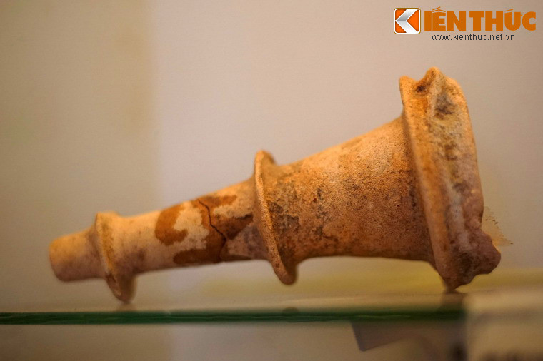 Vòi bình kendy phát hiện tại di tích Cát Tiên.