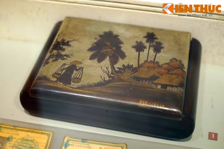 Hộp trang sức dùng để giấu tài liệu của bà Khưu Thị Hồng, Quảng Ngãi, 1973-1974.