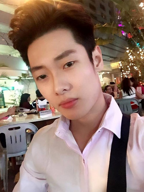 Nam du hoc sinh lang tu hut fan nu ao ao