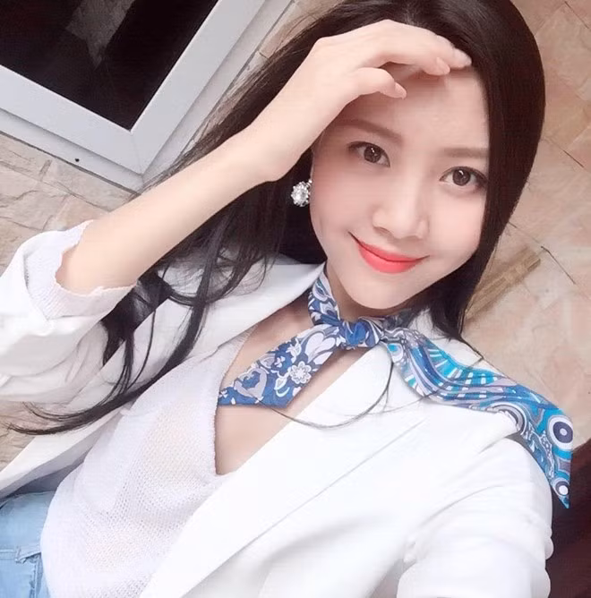 Người đẹp 24 tuổi hiện tạm lui khỏi showbiz và làm việc cho hãng hàng không Korean Airlines. Ảnh: FBNV.