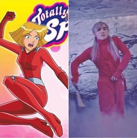 Mỗi khi Sơn Tùng M-TP ra mắt sản phẩm âm nhạc mới, cư dân mạng thường bàn tán, tranh luận. MV Lạc Trôi của Sơn Tùng vừa ra mắt cũng nhanh chóng trở thành đề tài chế ảnh mới. Nhiều ý kiến cho rằng trang phục của các nhân vật giống trong game online và phim hoạt hình. Ảnh: Nguyễn Hiền.